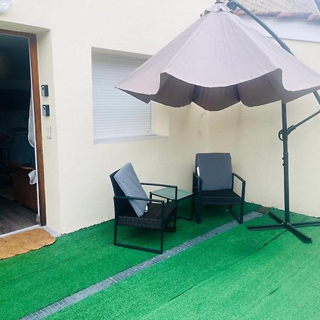 Le Petit Prince , Jolie Maisonnette Terrasse Netflix Parking Prive Jeux De Societe Bourg-en-Bresse Dış mekan fotoğraf